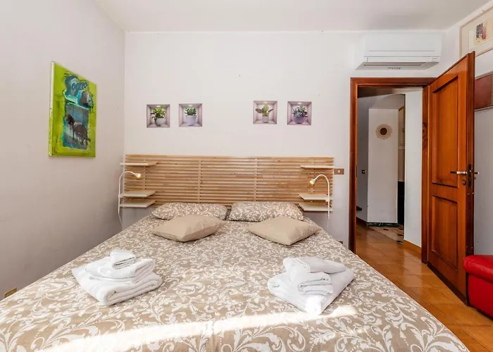 فيلة Teresa A Due Passi Da Finalborgo فينالي ليغوري