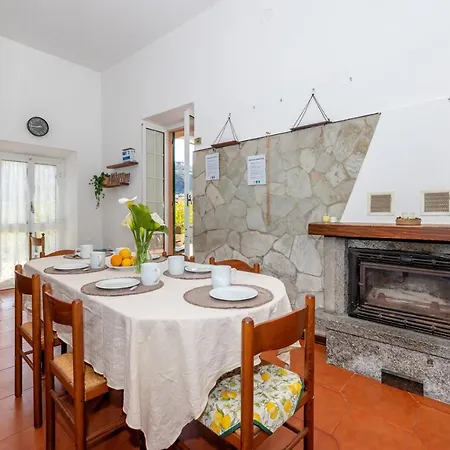 Villa Teresa A Due Passi Da Finalborgo Finale Ligure