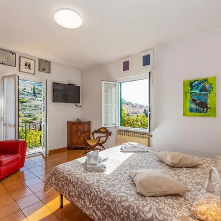 Teresa A Due Passi Da Finalborgo Villa