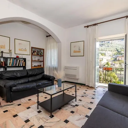 Villa Teresa A Due Passi Da Finalborgo Finale Ligure