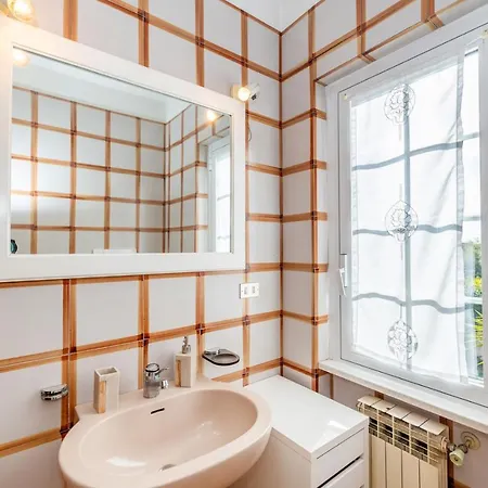 Teresa A Due Passi Da Finalborgo *